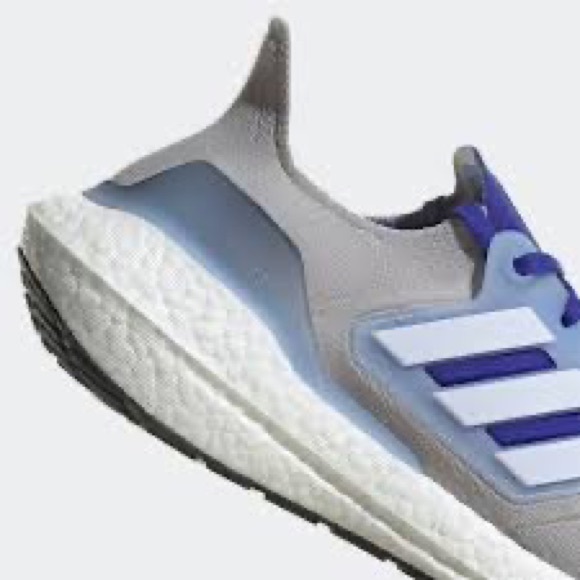 Men's Adidas Ultraboost 22 Running Shoes - Picture 7 of 14